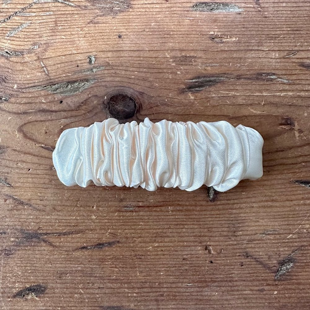 Anthropologie Silk Satin Ivory Ruched Barrette NWOT - Picture 3 of 3